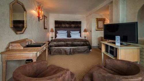 Le Lana Hotel 4*